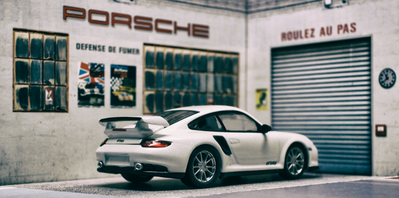Illustration for article titled Teutonic Tuesday: Mehr RennSport. Mit Turbo!